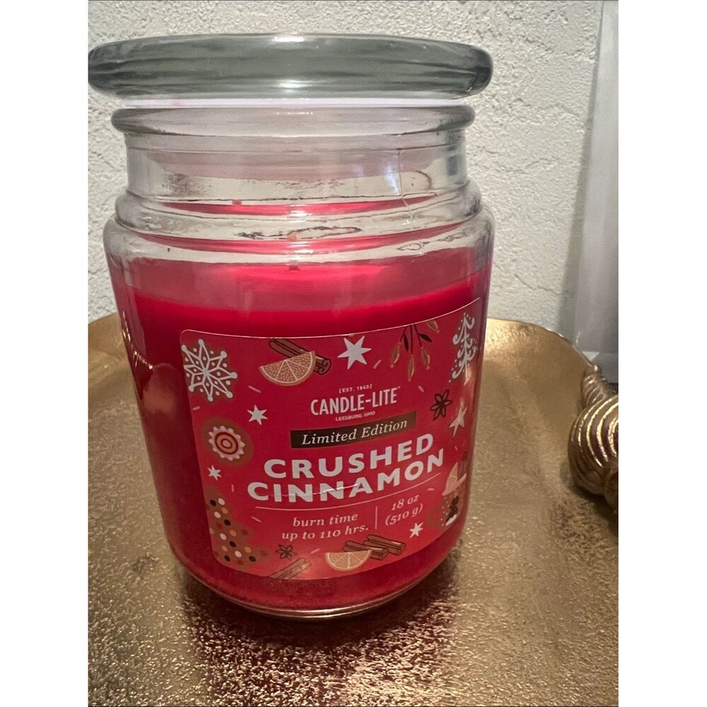 #2084**Candle-Lite Crushed Cinnamon Large Jar Candle - Red